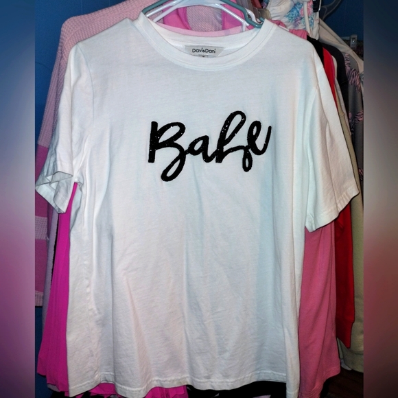 DAVI & DANI Tops - Sparkle "Babe" Applique Tee